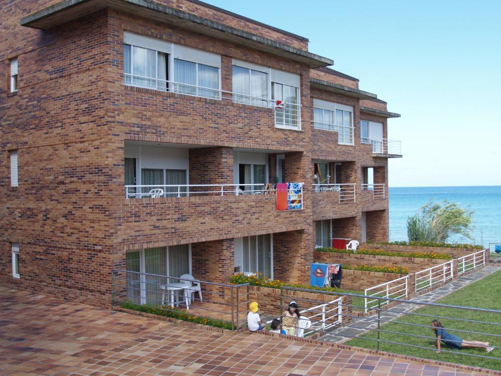 Apartamentos Zenit Mar Noja Exterior photo
